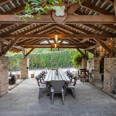 Brancs Rancs Apartment *